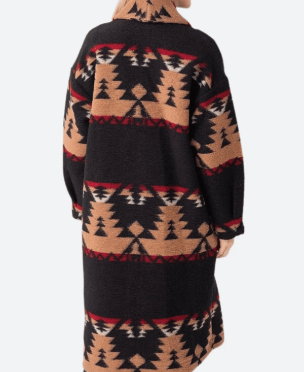 Authentic Beth Dutton Yellowstone Season 5 Coat – Bold Black & Red Wool Trench - Image 3